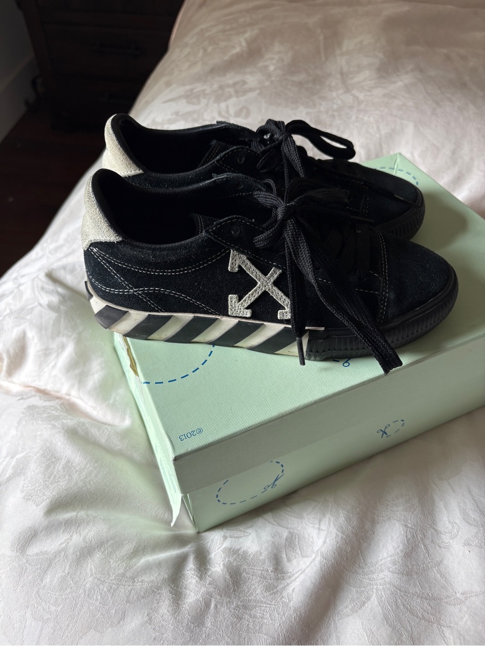 Off-White Black Suede Low-Top Sneakers with White Arrow Accent